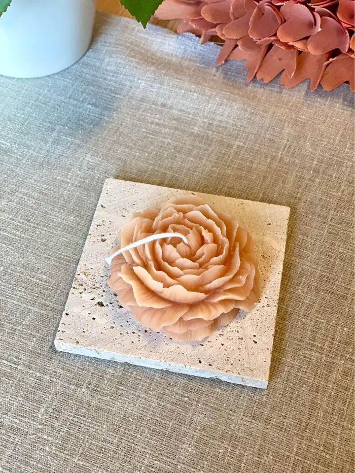 Peony Scented Soy Wax Candle – Gift for a Loved One