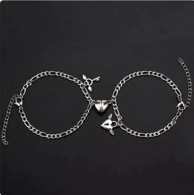 Magnetic Love Link Couple Bracelets