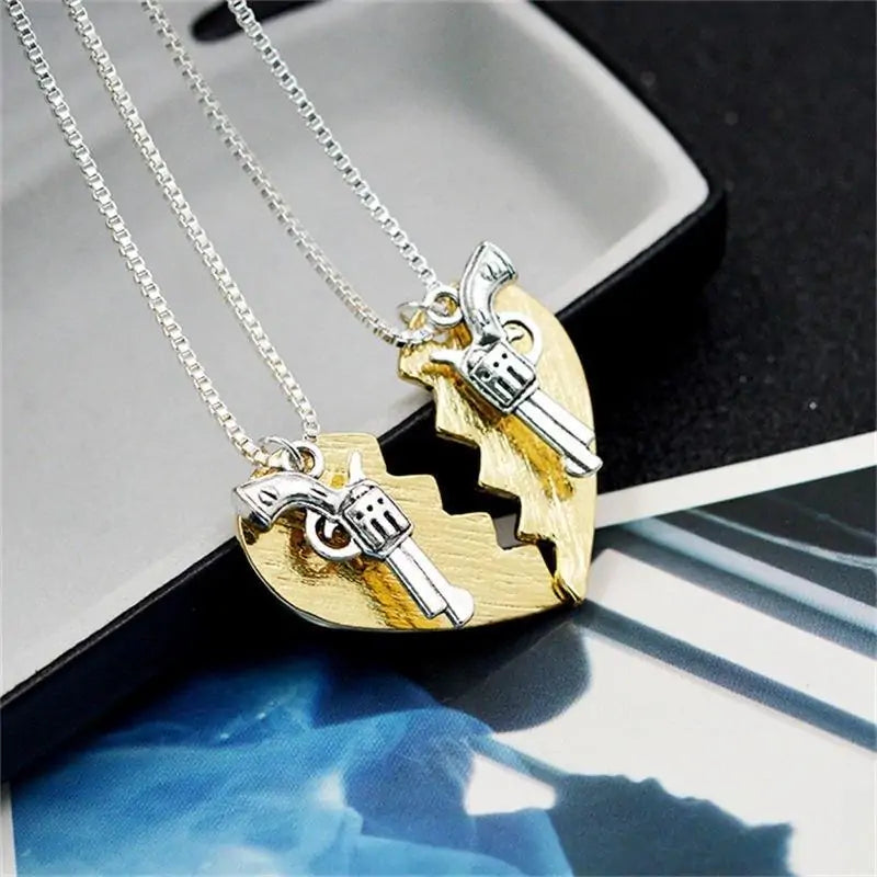 Bonnie Clyde Couples Necklace Set