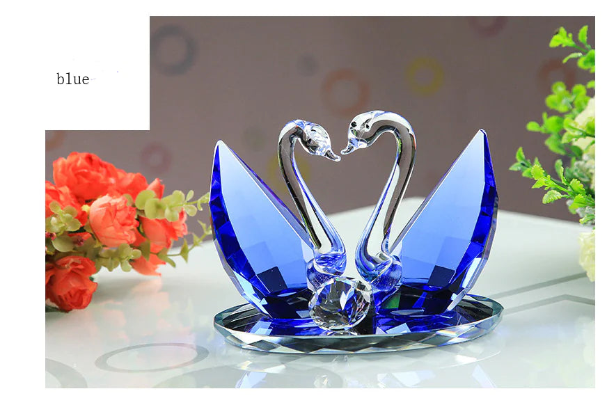 Crystal Swan Figurine - Elegant Decorative Accent